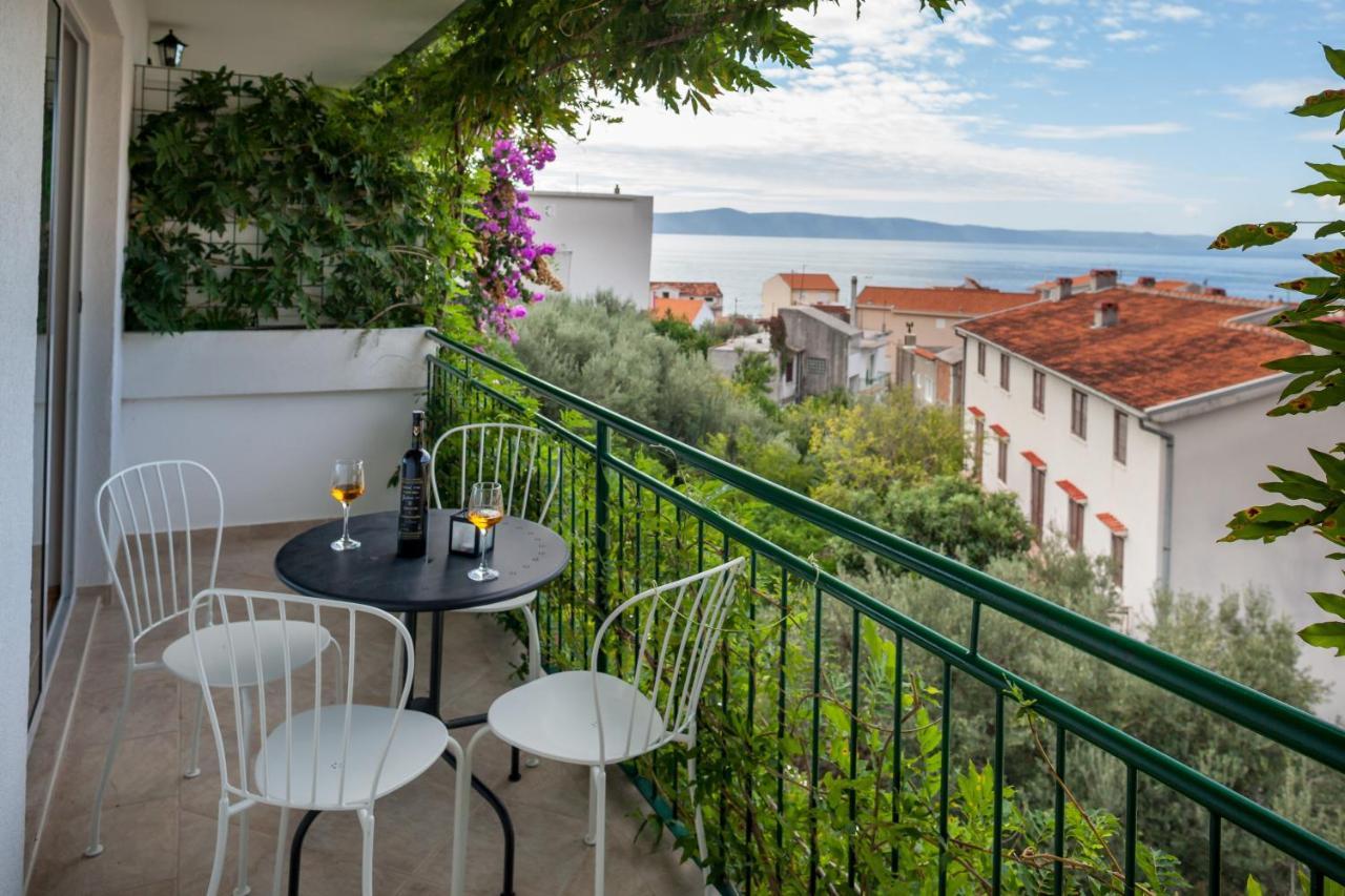 Apartments Leut 80M From The Sea Podgora Exterior photo