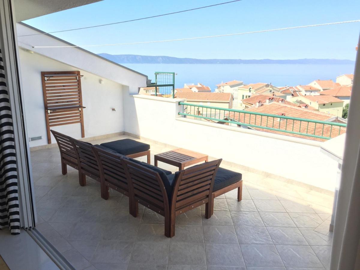 Apartments Leut 80M From The Sea Podgora Room photo