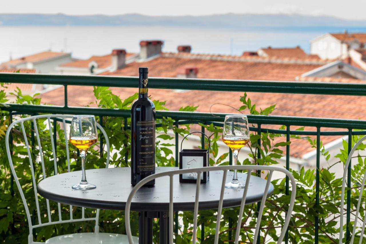 Apartments Leut 80M From The Sea Podgora Room photo
